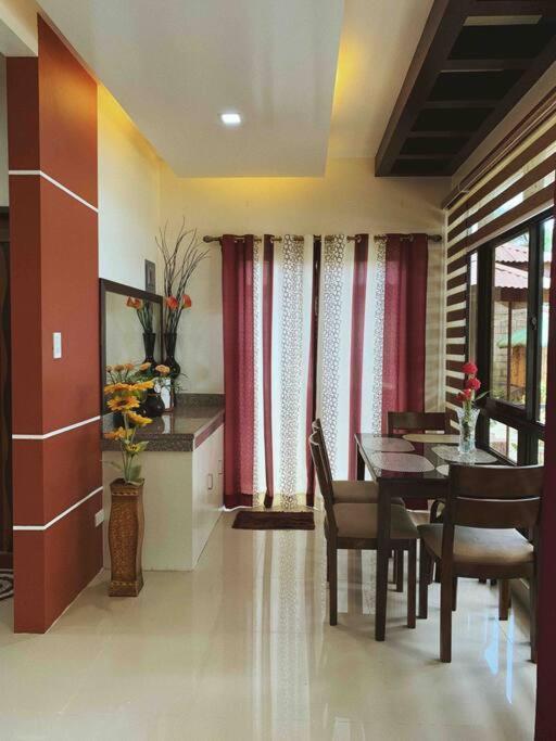 Beach Getaway Studio Villa In Lobo Exterior photo